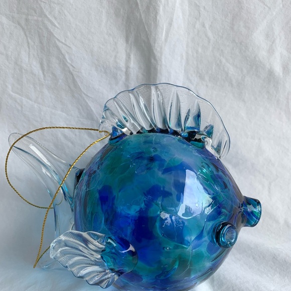Hand Blown Glass Hanging Blow/Puffer Fish Blue Artisan Ornament - Picture 6 of 10
